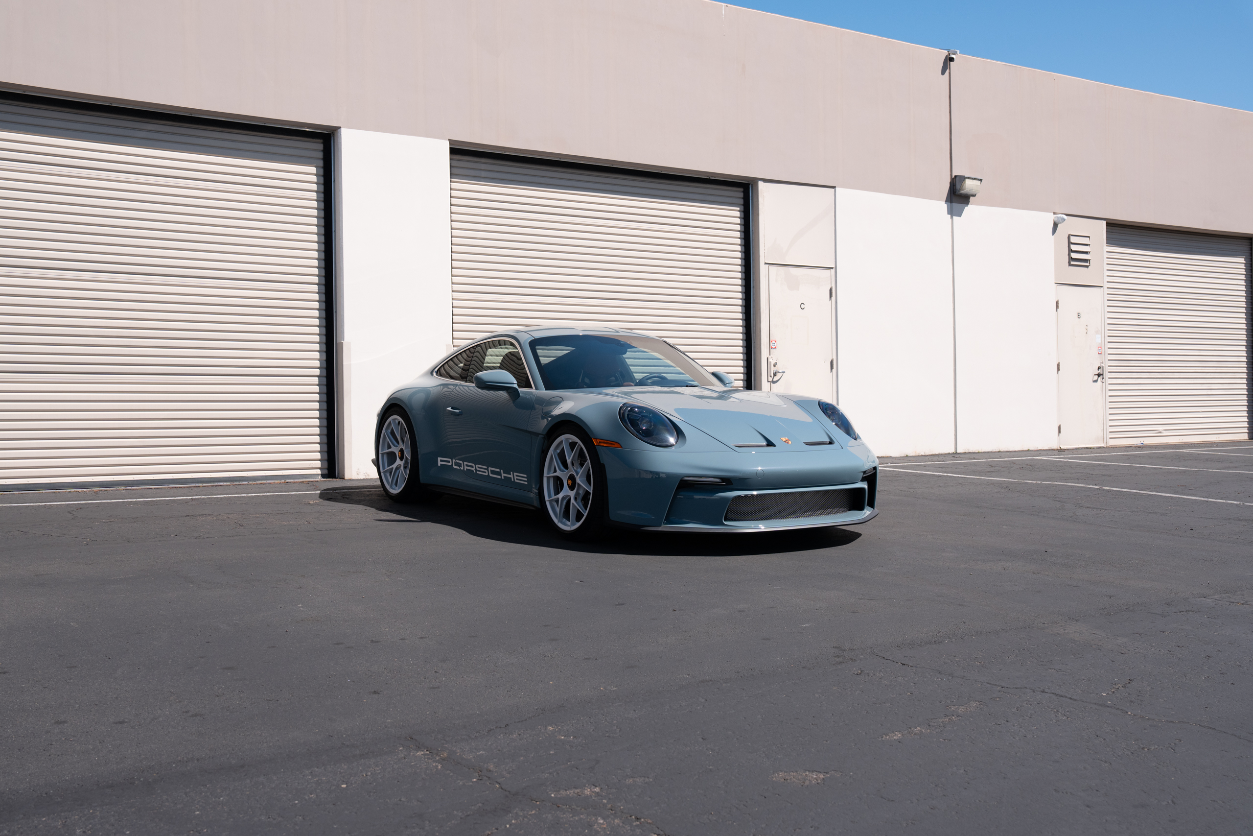 2024 Porsche 911 S/T Heritage