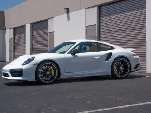 2017 Porsche 911 Turbo S - Photo 45