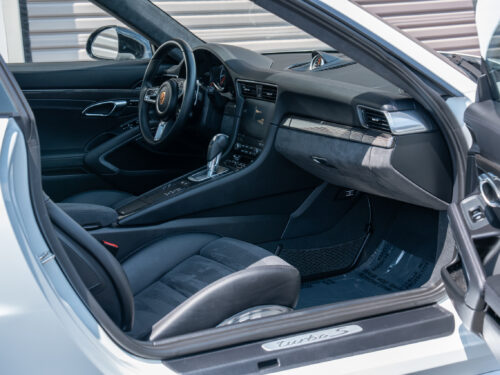 2017 Porsche 911 Turbo S - Photo 337