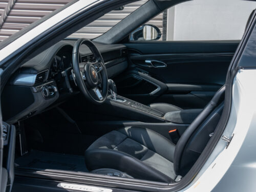 2017 Porsche 911 Turbo S - Photo 344