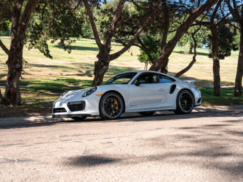 2017 Porsche 911 Turbo S - Photo 6